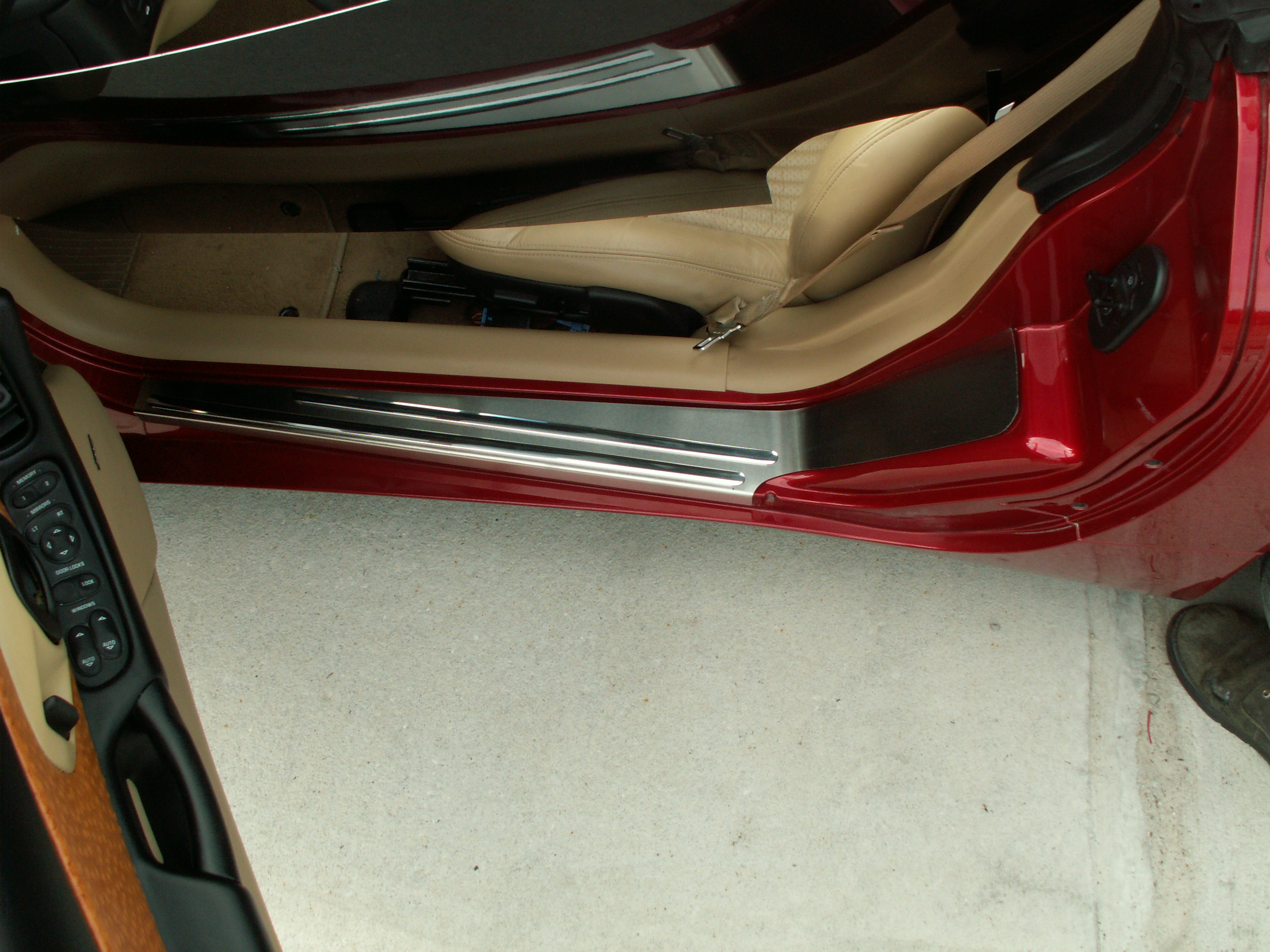 1999-2004 C5 Corvette, Doorsills Outer Satin w/Chrome Ribs 2pc, 100% Stainless Steel