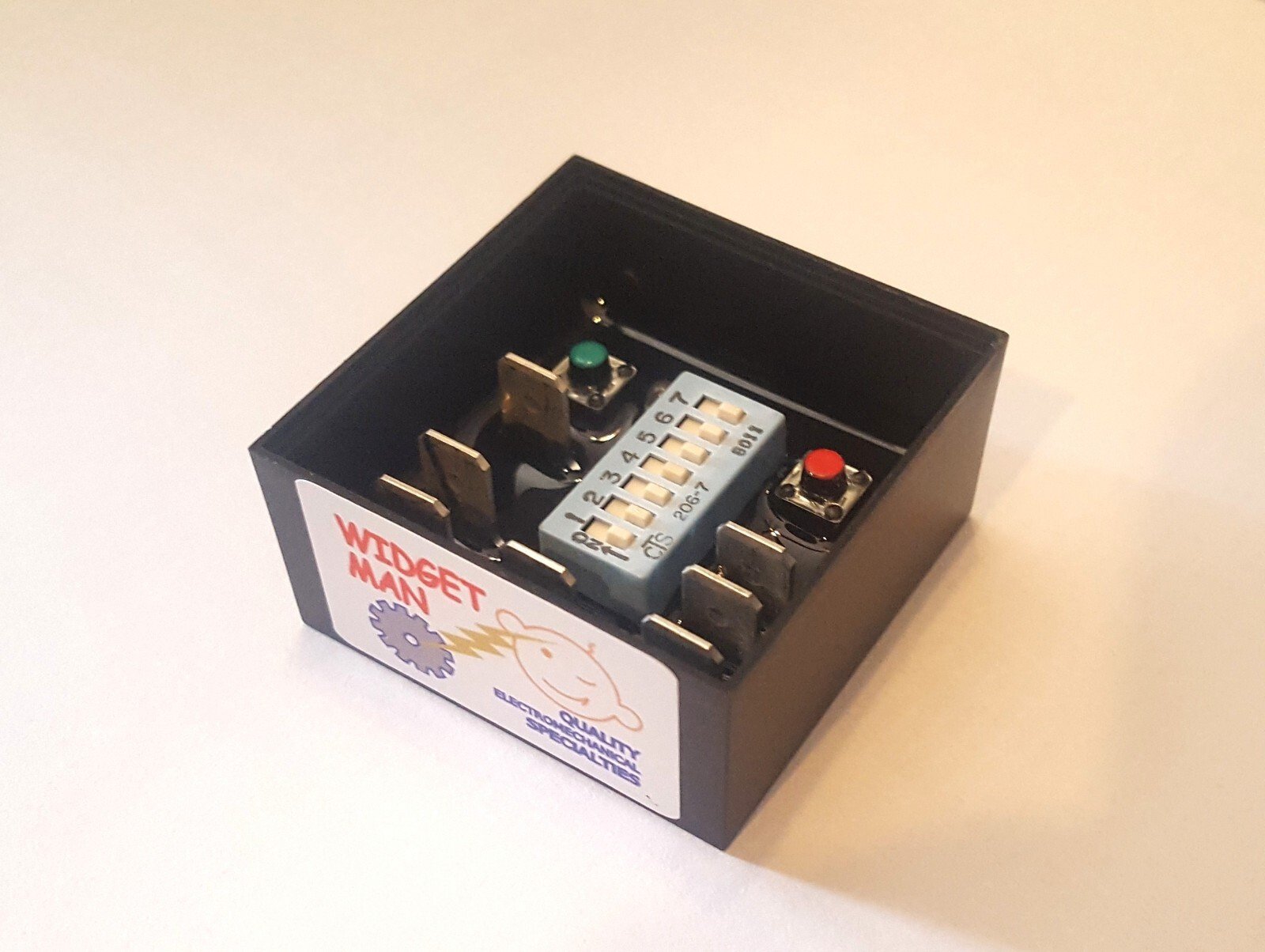 VSFM-002 STYLE Variable Speed DC Brushless Fan & Pump PWM Controller