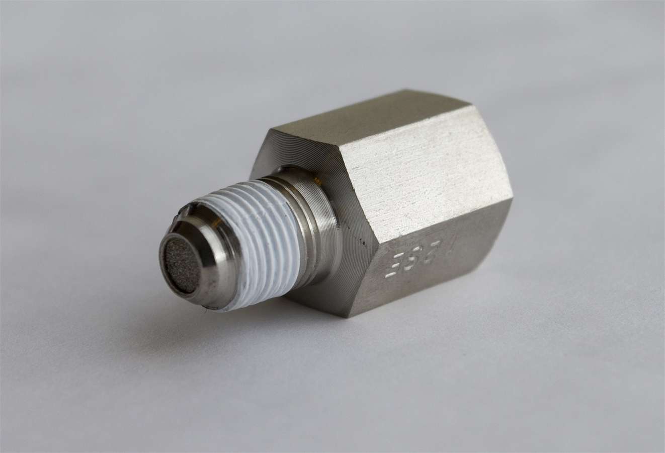 Auto Meter Fitting, Restrictor, Straight, 1/8" NPT Male to 1/8" NPT Female, Brass, Natural, Mechanical Fuel/Nitrous Pressure Gau